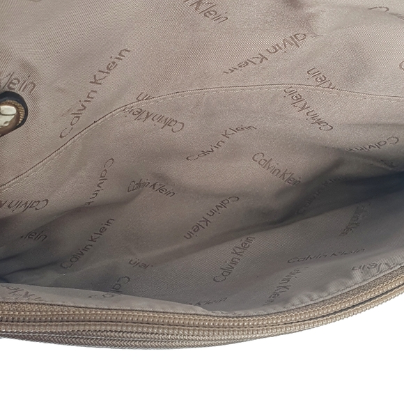 Rare Calvin Klein Gold Straw Flap Shoulder/Evening Bag - Picture 5 of 6